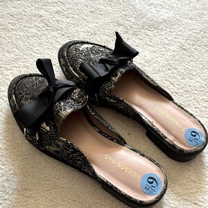 London Rag women embroidered fabric black gold mule clog bow pointed flat sz 6.5